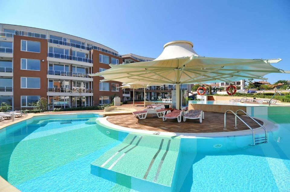 Apartments Del Sol - Sunny Island Complex Chernomorets Esterno foto